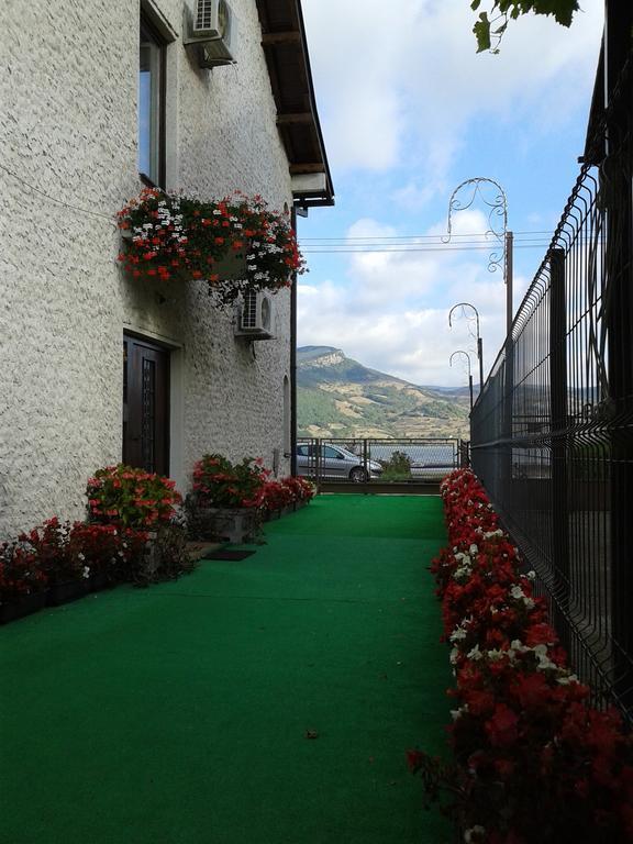 Rooms Jankovic Donji Milanovac Luaran gambar
